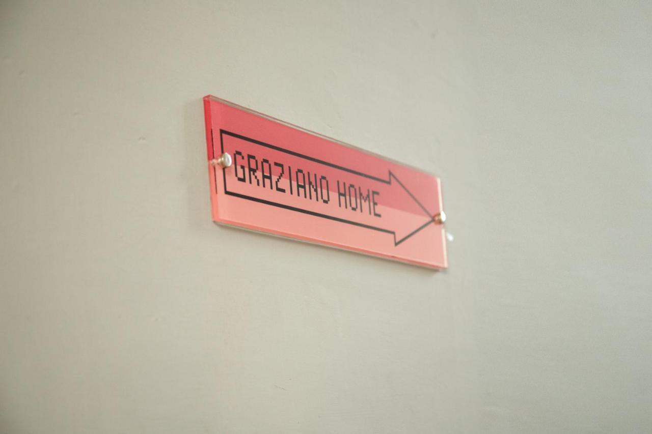 Graziano Station Napels