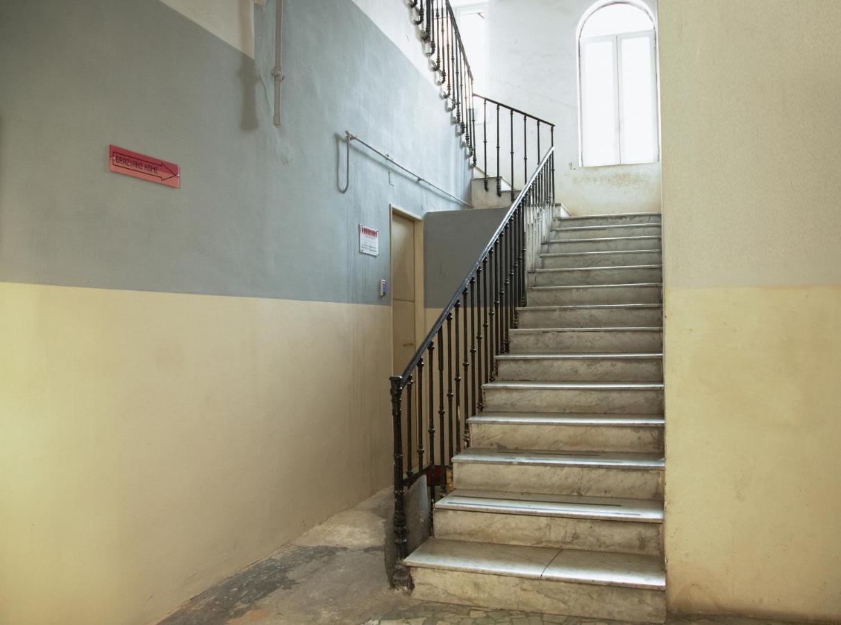 Graziano Station Appartement Napels
